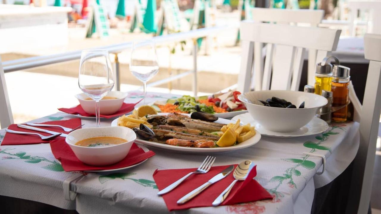 Hotel Klebrido Durres Bagian luar foto