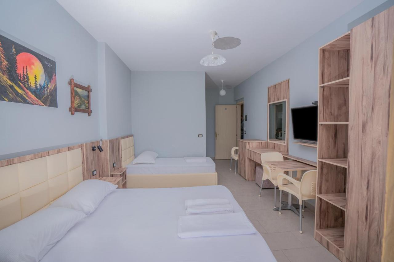 Hotel Klebrido Durres Bagian luar foto