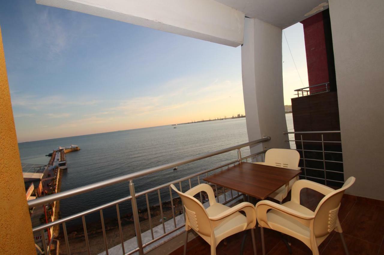 Hotel Klebrido Durres Bagian luar foto