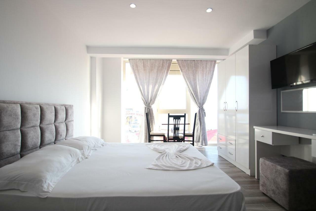 Hotel Klebrido Durres Bagian luar foto